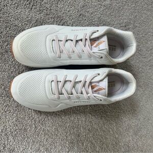 WOMEN'S SKECHERS STREET SHIMMER AWAY 155196 size 11